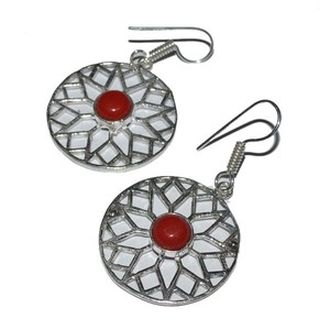 Wholesaler of <b>Red</b> Stone Cabs Earing : <b>Red</b> Stone Cabs Earing for Sale - Product Image 1