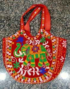 Bolsos de fiesta Banjara Vintage de diseñador indio para mujer, regalo de boda etéreo; tela hecha a mano con doble Forro de algodón - Product Image 2