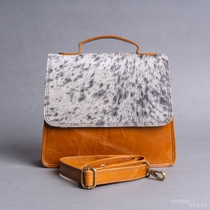 New Arrival Luxury Women's Cross Body Bag Popular Brand Large Vintage Leather <b>Handbag</b> Genuine Leather Lining Pearl Decoration - Product Image 3