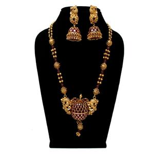 ผู้หญิง Pride Designer Gold Plated แบบดั้งเดิมเครื่องประดับจี้สำหรับผู้หญิง (สีแดง) - Product Image 1