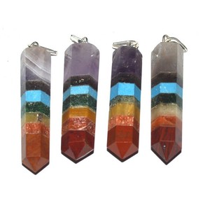 Los Más Vendidos: Colgantes de Lápiz de los Siete Chakras en Venta - Product Image 1