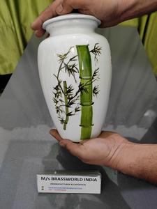 Urne funéraire adulte en aluminium peinte à la main Dark Graveyard Brassworld India Funeral Supplies - Product Image 6