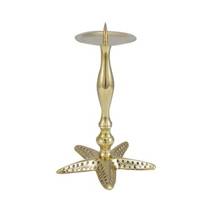 Soporte de pilar de latón hecho a mano con estrella de pez Metal decoración del hogar para velas para uso doméstico - Product Image 1