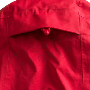 Veste de pluie légère à capuche, résistante à l'eau, avec fermeture devant, produit recyclable - Product Image 3
