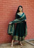 Dernière mode, nouveau design, Kurtis en coton et rayonne, qualité standard, style rond, Kurtis, Dupatta au meilleur prix d'Inde