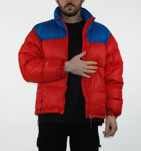 Veste d'hiver rembourrée en polyester noir pour homme, sur mesure OEM. - Product Image 3