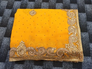 Sari con Bordado de Diamantes y Blusa, Ropa India para Mujer, Ropa para Festivales, Sari Barato a Bajo Precio, Fabricación al por Mayor en Surat - Product Image 6