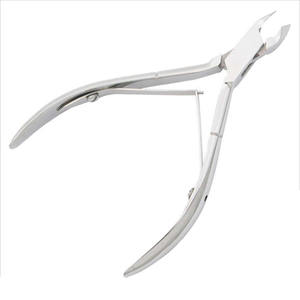 Cortaúñas Profesional de Acero Inoxidable con Doble Resorte y Bloqueo de Mordaza, 11 cm, Chapado en Oro, Hecho en Pakistán - Product Image 3