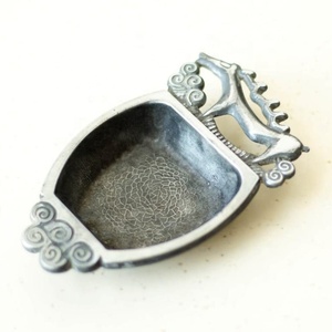 English Handcrafted Customized Ashtray Hot Selling New Design Trendy Display Stand Luxury <b>Lighter</b> & Smoking Casket - Product Image 1
