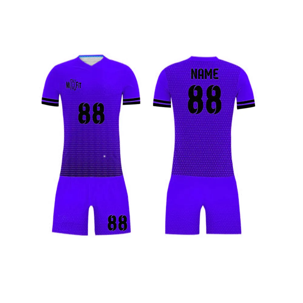 L'ultimo abbigliamento sportivo semplice uniforme da calcio in bianco imposta l'uniforme da calcio in poliestere OEM