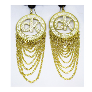 Nouvelles boucles d'oreilles plaquées or pour femmes, bijoux fantaisie, design tendance, laiton de haute qualité, uniques et confortables. - Product Image 3