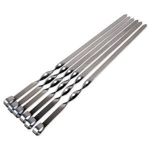 Brochette en acier inoxydable pour barbecue avec poignée en métal - Product Image 3