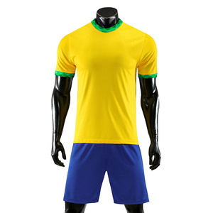 Camiseta de Fútbol para Hombre de Alta Calidad, 100% Poliéster, Malla Sublimada, Secado Rápido, Color Personalizado, Logotipo Personalizado - Product Image 4