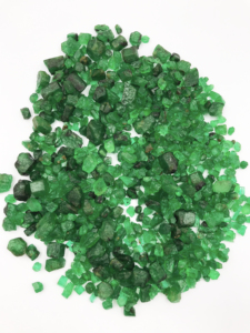 Mới Đến Màu Xanh Lá Cây Ngọc Lục Bảo 100% Thô Tự Nhiên Tự Làm Đồ Trang Sức Phụ Kiện Tự Nhiên Đá Quý Tại Giá Bán Buôn - Product Image 6