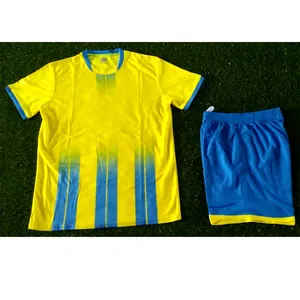 Soccer kit set uniforms / custom soccer uniform team
