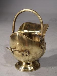 Scuttle de charbon en acier gaufré or portable avec poignée accessoires de foyer pour ensembles et accessoires de cheminée d'articles divers ménagers - Product Image 3