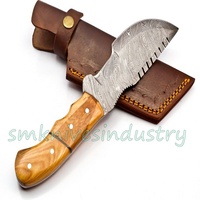 Couteau de chasse artisanal en acier Damas avec manche en bois d'olivier, OEM disponible, dureté 59-60 HRC, garantie 3 ans (smk1703)