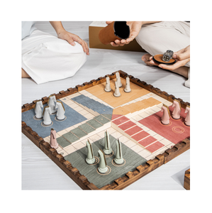 Juego de Mesa Parcheesi/Pachisi/Flag Seahorses Hecho a Mano para Niños, Almacenamiento en Vietnam - Product Image 6