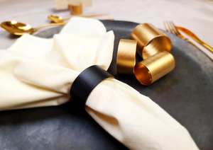 Anneaux de serviette ronds en cuivre tendance en métal ensemble de 4 avec différentes tailles parfait pour la vaisselle de mariage élégante - Product Image 3