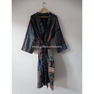 Vestido largo de algodón con parche Ajrakh para mujer, ropa de dormir acolchada hecha a mano, estilo Kimono, albornoz, color azul Indigo, venta al por mayor - Product Image 4
