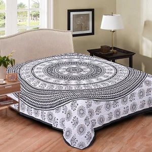 Serviette de plage 100% coton à 2 franges, tissu imprimé, se fixe sur le côté - Product Image 5