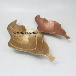 Bols de service à feuilles classiques pour la maison, les hôtels et les restaurants, vaisselle de couleur bleue en forme de feuille en métal, plat de service à salade, bols de jardinière - Product Image 3