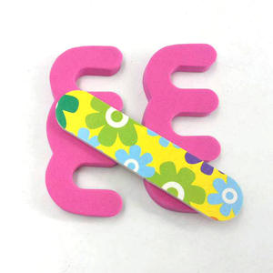 Kit <span class=keywords><strong>de</strong></span> manucure jetable 2 pièces en acier inoxydable et EVA avec lime à ongles et séparateur d'orteils pour hôtels - Soins personnels - Product Image 4