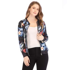 Chaqueta Bomber de mujer verde oliva con cremallera Transpirable Estilo de mujer Cómodo y elegante - Product Image 2