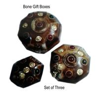Artisanat indien traditionnel, sculpture sur os à thème animal, cadeau d'affaires avec incrustation en laiton, couleur crème brunâtre, lot de 3 pièces