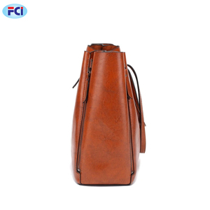 กระเป๋าถือผู้หญิงแบบใหม่กระเป๋าสะพายไหล่ทำจากหนังและ PU - Product Image 4