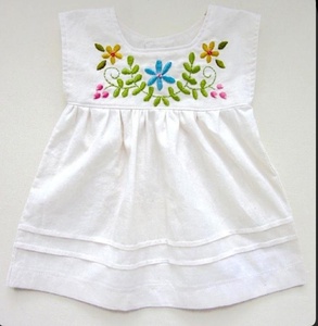 Vestido de bebé elegante, cómodo, lindo y hecho a mano con bordado elegante - 2020. - Product Image 2