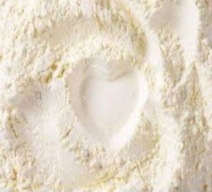 Poudre d'amidon de patate douce 100% naturelle de qualité alimentaire, emballée en sac de 10 kg, vente en gros - Product Image 1