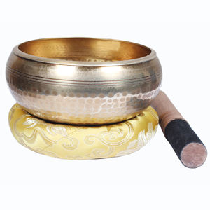 Cuencos Cantores de latón tallados a mano de Nepal estilo Feng Shui budismo fundición de estaño tallado chapado impreso Metal Craft Gaurab Bitten - Product Image 6