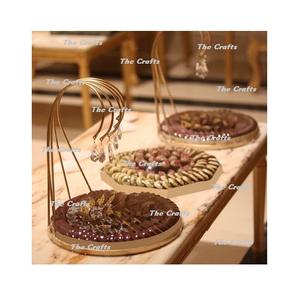 โลหะทองช็อคโกแลตที่ให้บริการยืนที่มีคุณภาพที่ดีที่สุดขนาดที่กำหนดเอง/รูปร่างขนม/ช็อคโกแลตยืน - Product Image 1