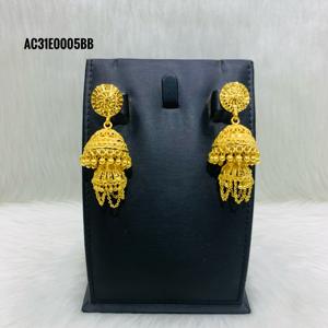 Boucles d'oreilles Jhumka tendance en or plaqué or 1 gramme pour femme - Product Image 1