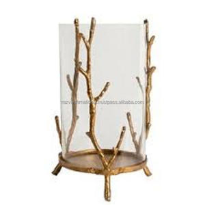 Bougeoir au design moderne et antique personnalisé fait à la main en aluminium et en verre pour la décoration de la maison de luxe pour Pâques - Product Image 6