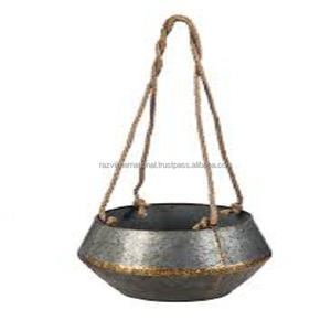 RAZVI INTERNATIONAL Jardinière suspendue galvanisée avec corde, écologique et durable, auto-arrosante pour usage intérieur/extérieur - Product Image 1