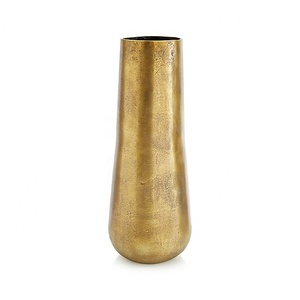 Florero de Aluminio con Acabado Dorado, Florero de Mesa con Logotipo Personalizado, Alta Calidad, Venta al Por Mayor, Diseño Moderno Vintage, Uso Comercial - Product Image 5