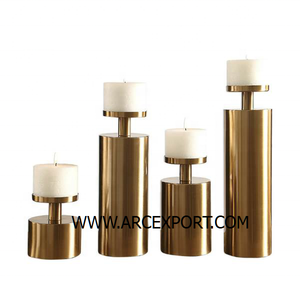 Ensemble de 2 bougeoirs de différentes tailles couleur or Design fantaisie Service de luxe en métal de meilleure qualité pour article léger Fantaisie - Product Image 6