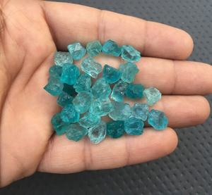 50 pièces d'apatite naturelle brute pierre lâche de manifestation créativité pierre précieuse non traitée brute - Product Image 2