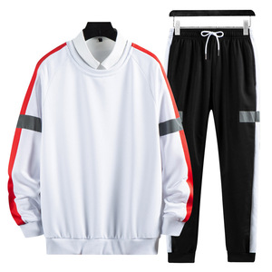 ชุดวอร์มเล่นฟุตบอล,ชุดวอร์มเล่นกีฬาสำหรับผู้ชายมีโลโก้แบบกำหนดเอง - Product Image 1