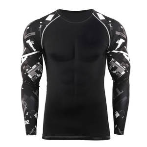 Personnalisé Hommes Rash Guard Slim Fit Maillot de bain à manches longues avec logo Nouveau Design Longue Protection Solaire - Product Image 4