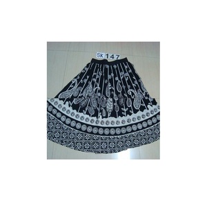 Falda corta de algodón estampada - Product Image 1