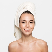 HUGS N RUGS Serviette de séchage pour cheveux 100% coton biologique écologique toutes saisons, épaisse, séchage rapide, haute absorption d'humidité, qualité supérieure.