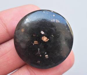 Natural Nuummite cabujón de piedras preciosas de todas formas de mezcla al por mayor de calidad superior Apache Nuummite para joyería diseño de piedras preciosas - Product Image 1