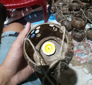 New Arrival Hanging Coconut Shell <b>Tealight</b> <b>Holder</b> - Product Image 1