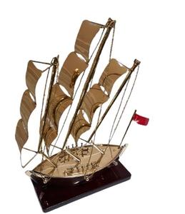 Métal laiton or avec vent DESIGN TABLE dessus bateau décoratif décoration de la maison bateau de haute qualité - Product Image 1