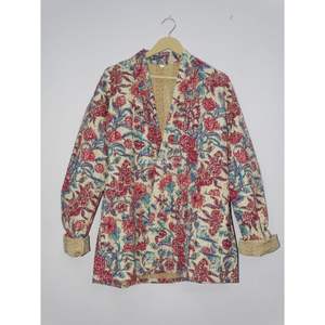 Manteau d'hiver en coton Kantha fait à la main pour femmes imprimé floral multicolore court Maxi XL taille peignoir veste ethnique-vente en gros - Product Image 5