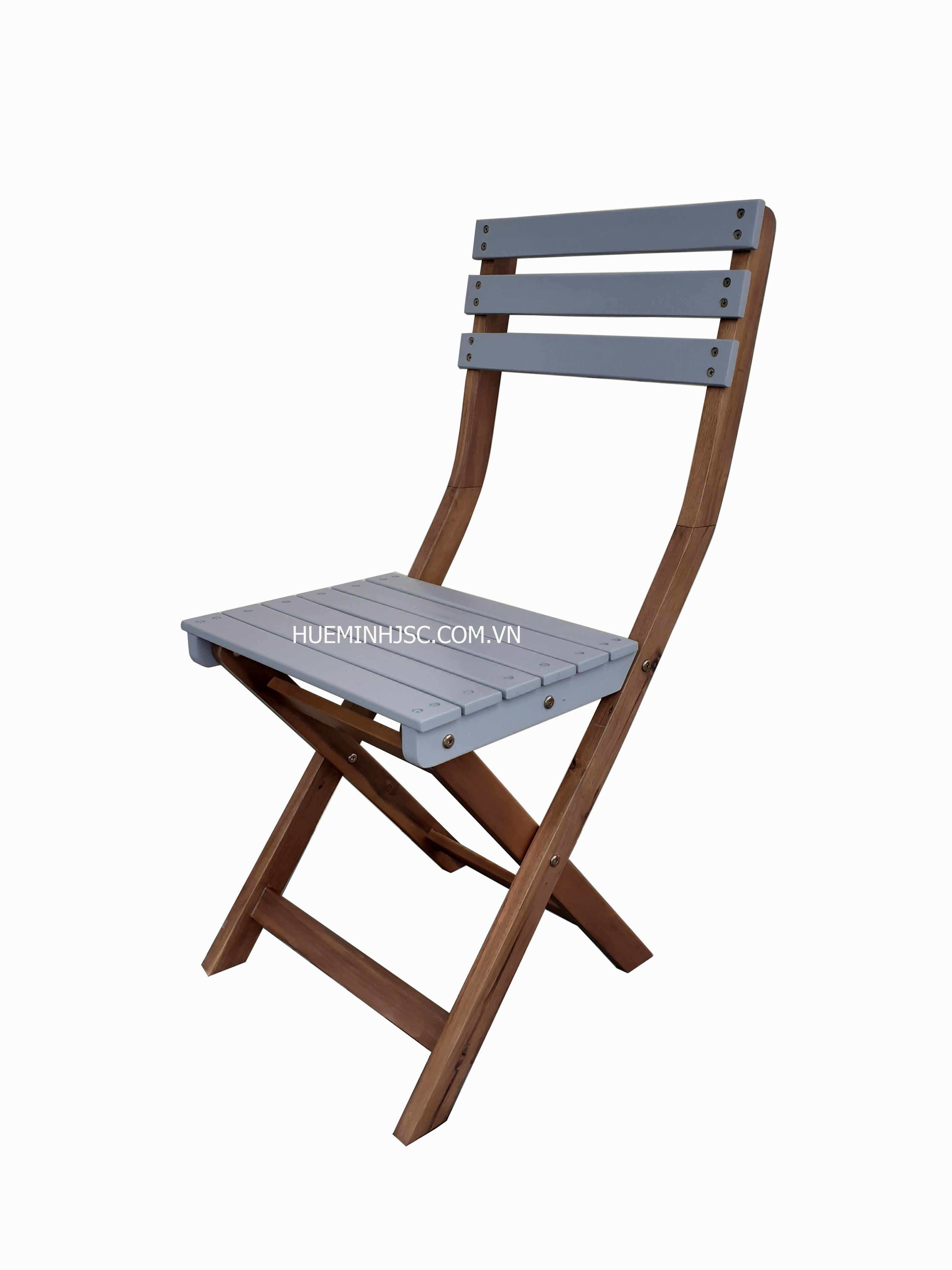 สีเทาเข้ม