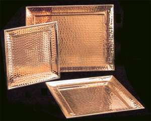 ถาดเสิร์ฟทองเหลืองสีทองทรงกลมสำหรับตกแต่งบ้านโรงแรมหรือร้านอาหาร - Product Image 4